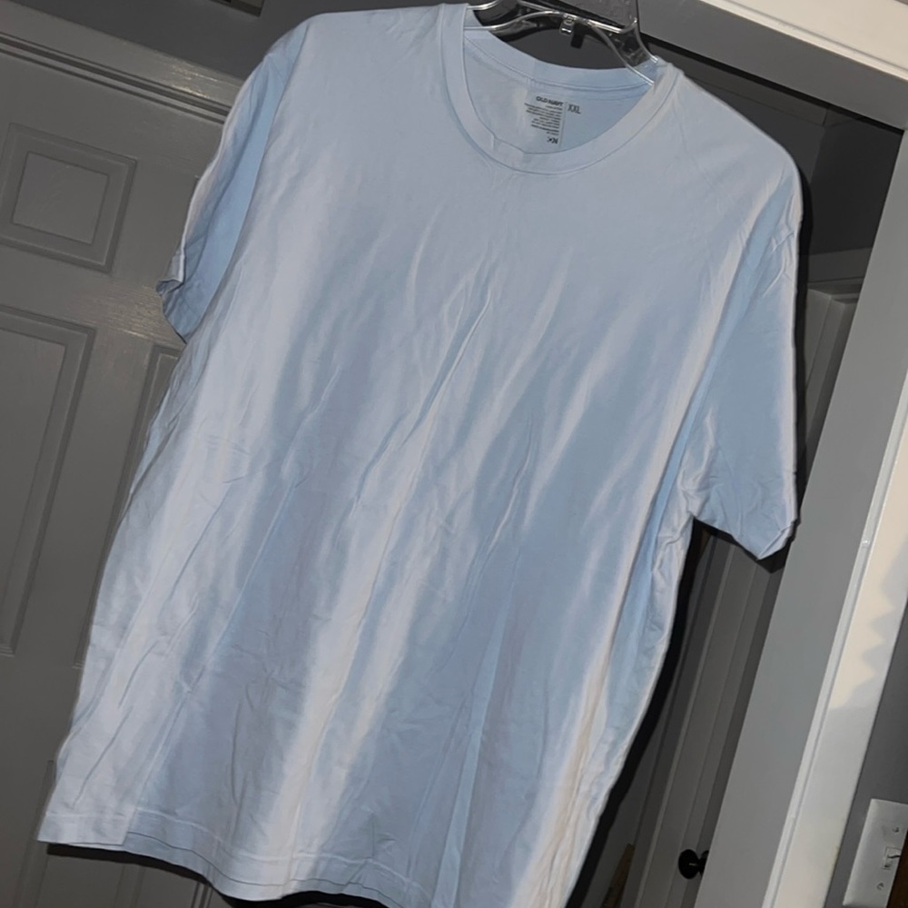 Old Navy T-Shirt